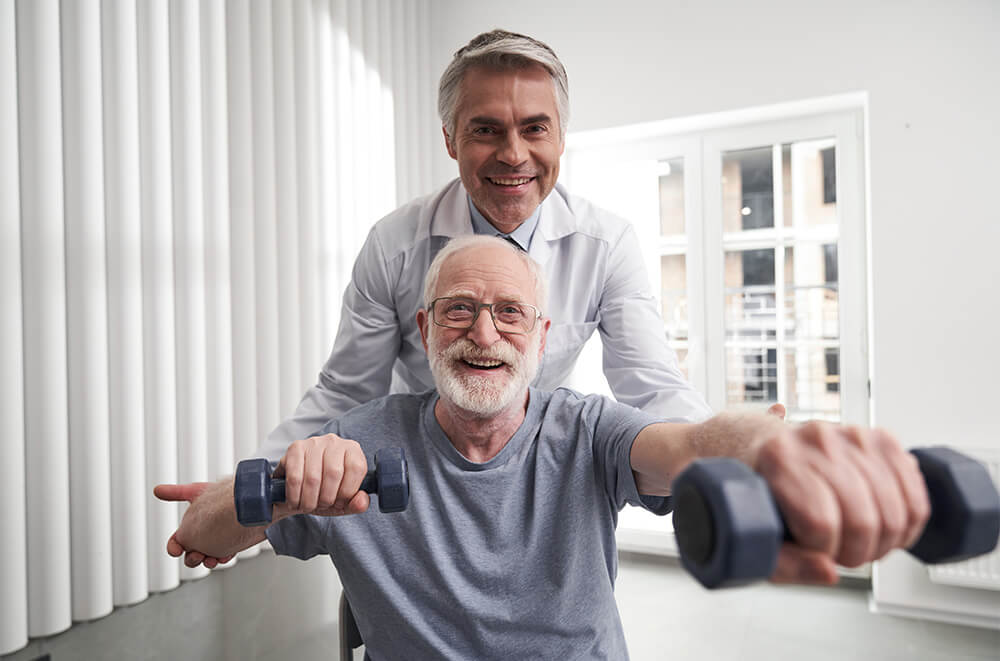 hp-img-card-elderly-man-sitting-exercising-v01